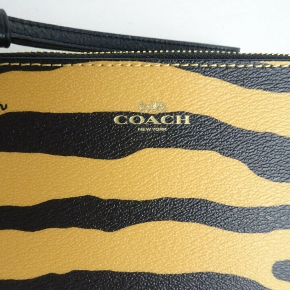 New Coach TIGER Corner Zip Wristlet Wallet Small Bag Coated Canvas Leather Logo - Picture 5 of 12